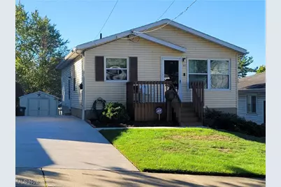 1032 Silvercrest Avenue, Akron, OH 44314 - Photo 1