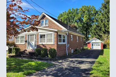 108 30th Street NW, Barberton, OH 44203 - Photo 1