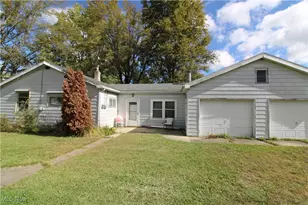 5084 N Fremont Rd, Port Clinton, OH 43452 - Photo 1