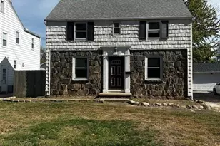 1623 23rd St, Cuyahoga Falls, OH 44223 - Photo 1