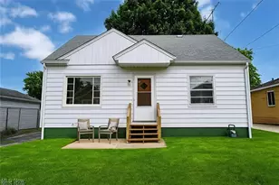 41 W Woodsdale Ave, Akron, OH 44301 - Photo 1