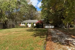 1029 Maple St, Tallmadge, OH 44278 - Photo 1