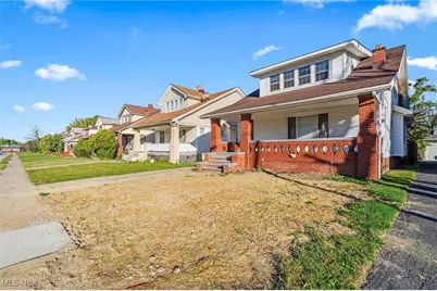 13501 Saybrook Avenue, Garfield Heights, OH 44105 - Photo 1