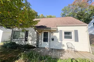 2290 Suncrest Dr, Cuyahoga Falls, OH 44221 - Photo 1