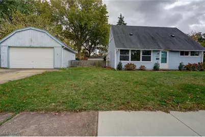 1120 Saxe Avenue, Cuyahoga Falls, OH 44221 - Photo 1