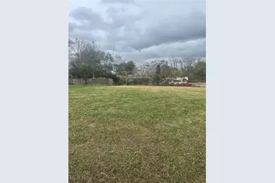 1710 Harmont Avenue NE, Canton, OH 44705 - Photo 1