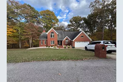 105 Darbywood Lane, Belpre, OH 45714 - Photo 1