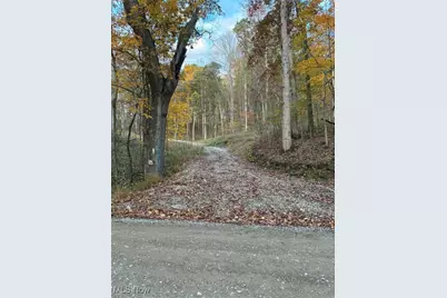 4277 Twin Sisters Road, Cambridge, OH 43725 - Photo 1