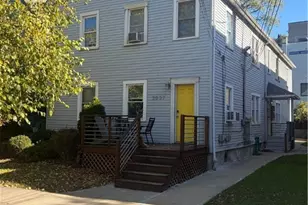 2037 W 11th St, Loveland, OH 44113 - Photo 1
