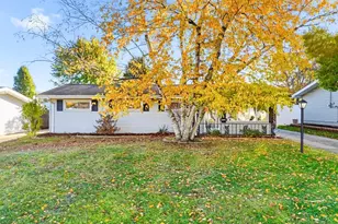 9131 Cambridge Dr, Northfield, OH 44067 - Photo 1