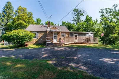 3007 E Waterloo Road, Akron, OH 44312 - Photo 1