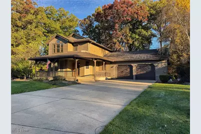 352 Wyndclift Place, Austintown, OH 44515 - Photo 1