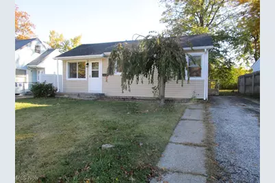 710 Myrtle Avenue, Ashtabula, OH 44004 - Photo 1