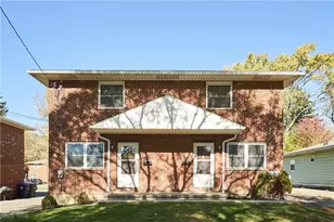 923-925 Rosamond Ave, Akron, OH 44307 - Photo 1