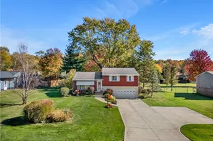 8199 Wright Rd, Grandview Heights, OH 44147 - Photo 1