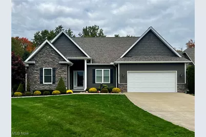 701 Joshua Oval, Wadsworth, OH 44281 - Photo 1