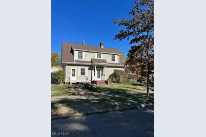 227 Crescent Drive, Akron, OH 44301 - Photo 1