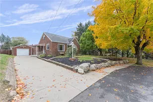 1438 Deville Ave NW, Canton, OH 44708 - Photo 1