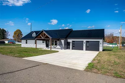 950 Beech Street, Newcomerstown, OH 43832 - Photo 1