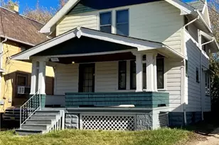 2055 W 104th St, Loveland, OH 44102 - Photo 1