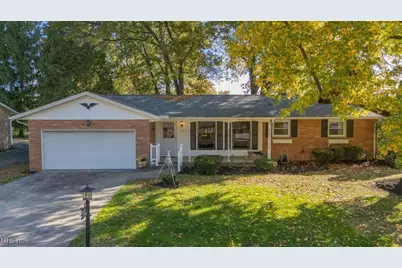 1804 Jackson Avenue NW, Massillon, OH 44646 - Photo 1