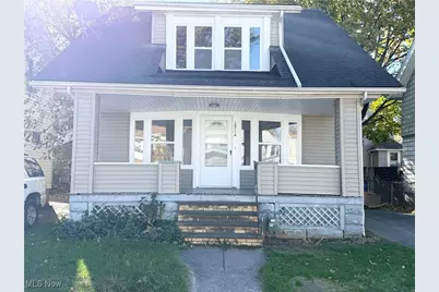 10714 Greenlawn Avenue, Loveland, OH 44108 - Photo 1