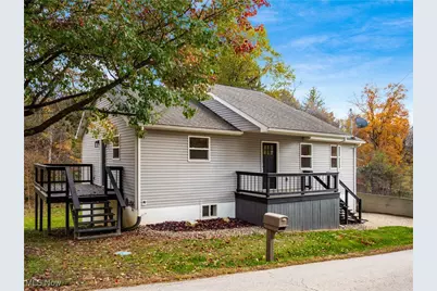 2425 S Pleasant Grove Road, Zanesville, OH 43701 - Photo 1