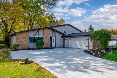 6876 Anthony Lane, Parma Heights, OH 44130 - Photo 1