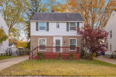 242 Monroe Avenue, Cuyahoga Falls, OH 44221 - Photo 1