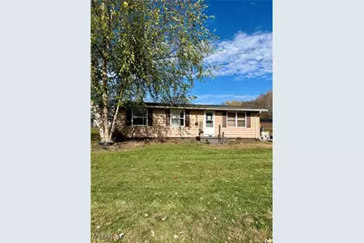 522 Center Street, Newcomerstown, OH 43832 - Photo 1