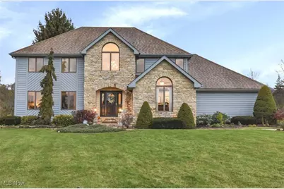 2120 Newbury Oval, Hinckley, OH 44233 - Photo 1