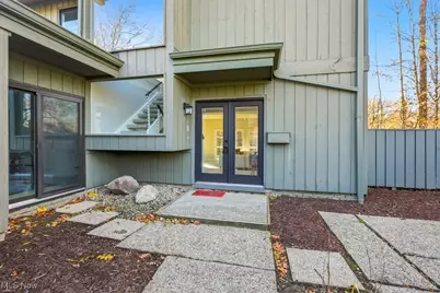 702-22 Fairington Drive, Aurora, OH 44202 - Photo 1