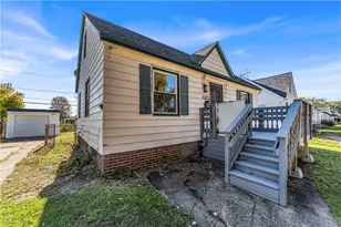 12107 Worthington Ave, Loveland, OH 44111 - Photo 1