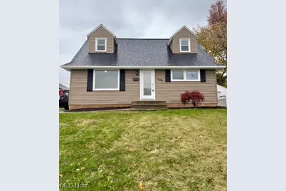 1609 35th Street NE, Canton, OH 44714 - Photo 1