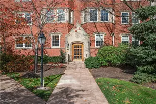 13615 Shaker Blvd, Loveland, OH 44120 - Photo 1