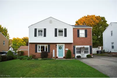 5367 Strawberry Lane, Willoughby, OH 44094 - Photo 1