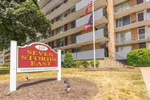 2331 E Market St, Akron, OH 44312 - Photo 1