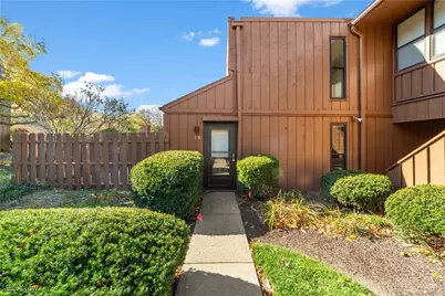 33803 Electric Boulevard #D-15, Avon Lake, OH 44012 - Photo 1
