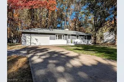 2075 Maplewood Road, Stow, OH 44224 - Photo 1