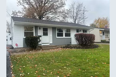 2293 Parkwood Drive NW, Warren, OH 44485 - Photo 1