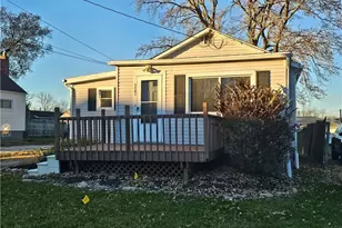 1081 Stratford St, Barberton, OH 44203 - Photo 1