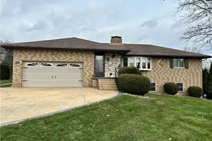 2993 Oak St, Norton, OH 44203 - Photo 1