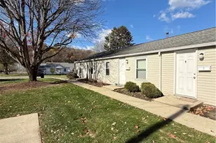 368 Stewart St, Zanesville, OH 43701 - Photo 1