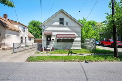 3187 W 32nd Street, Loveland, OH 44109 - Photo 1