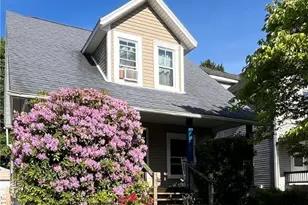 749 Elma St, Akron, OH 44310 - Photo 1