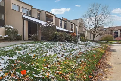 1006 Bunker Drive #204, Fairlawn, OH 44333 - Photo 1