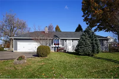 5783 Louisville Street NE, Louisville, OH 44641 - Photo 1