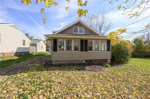 146 Cayuga Ave NW, Canton, OH 44708 - Photo 1