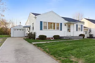 2727 Gilbert Ave NE, Canton, OH 44705 - Photo 1