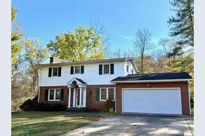 120 Woodcrest Dr, Marietta, OH 45750 - Photo 1